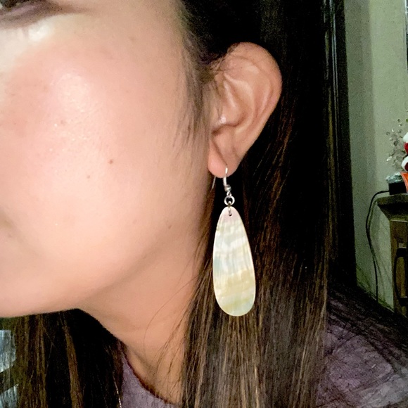 Long Dangling Mother of Pearl Earrings - Picture 7 of 7